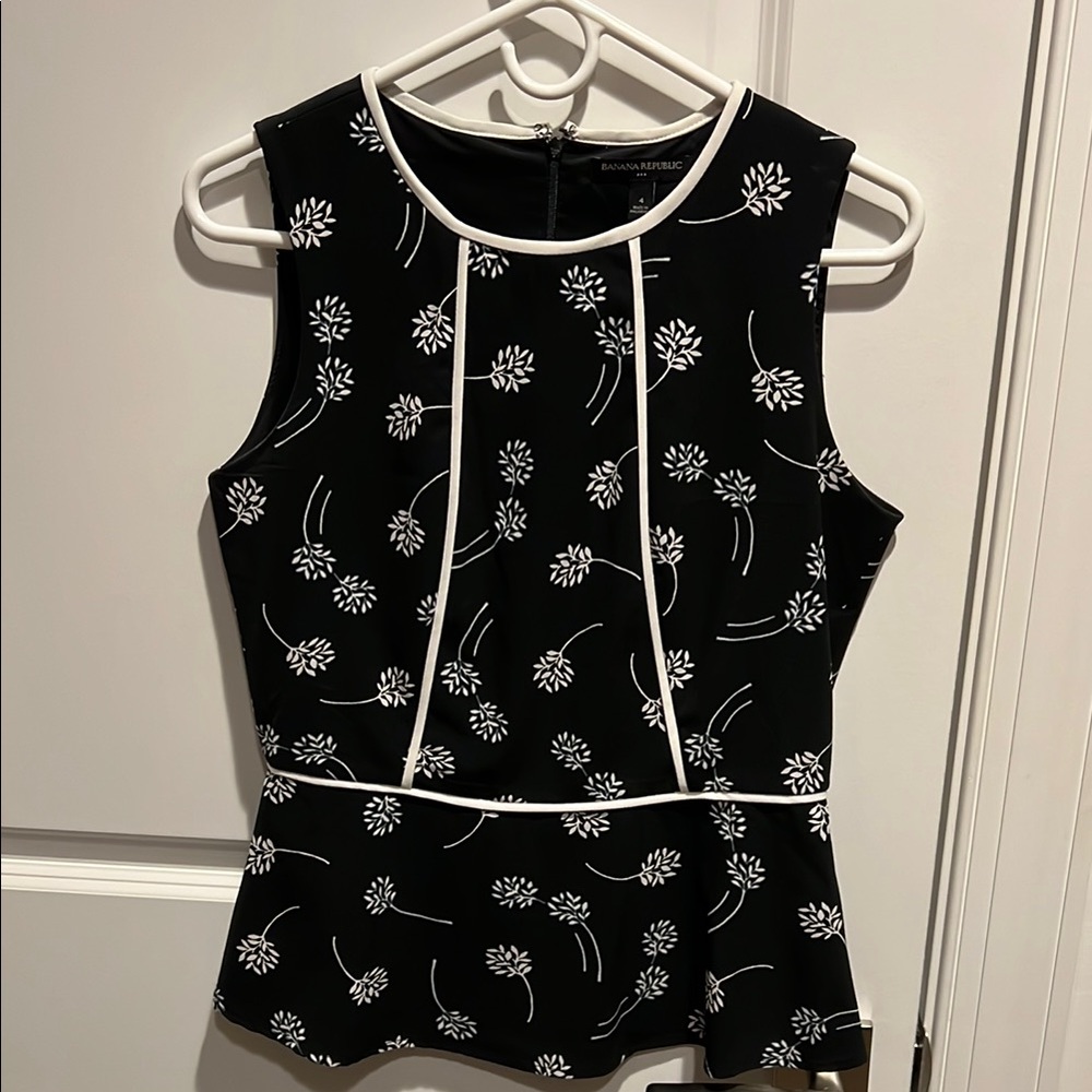 Banana Republic Black and White Fitted Peplum Blouse